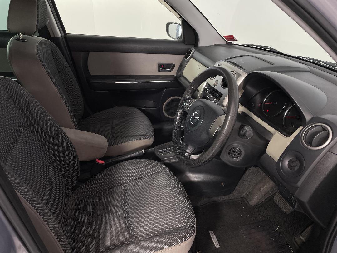 Photo '16' of Mazda Verisa