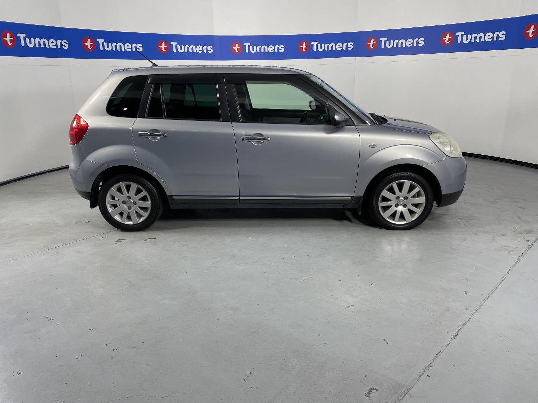 Photo '23' of Mazda Verisa