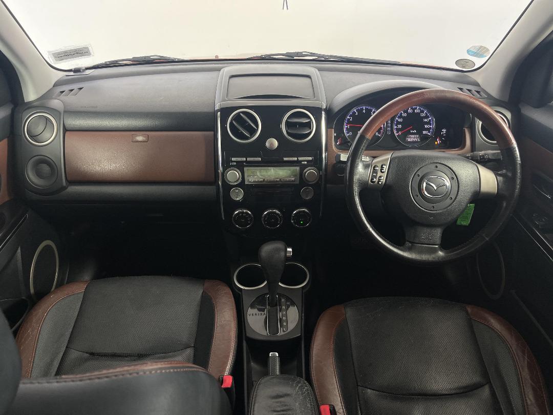 Photo '17' of Mazda Verisa