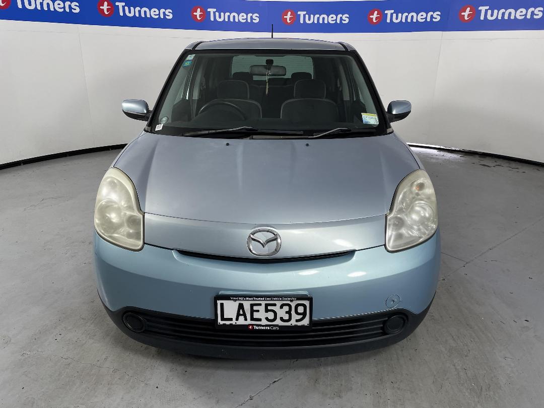 Photo '2' of Mazda Verisa