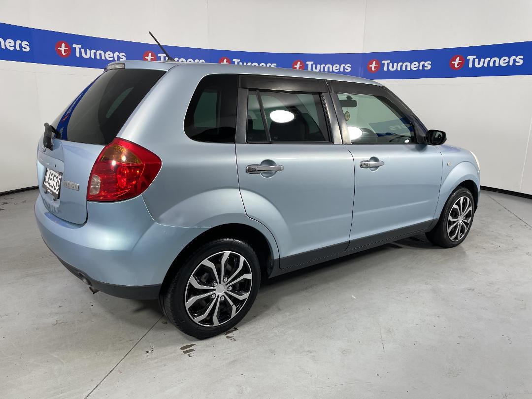 Photo '7' of Mazda Verisa