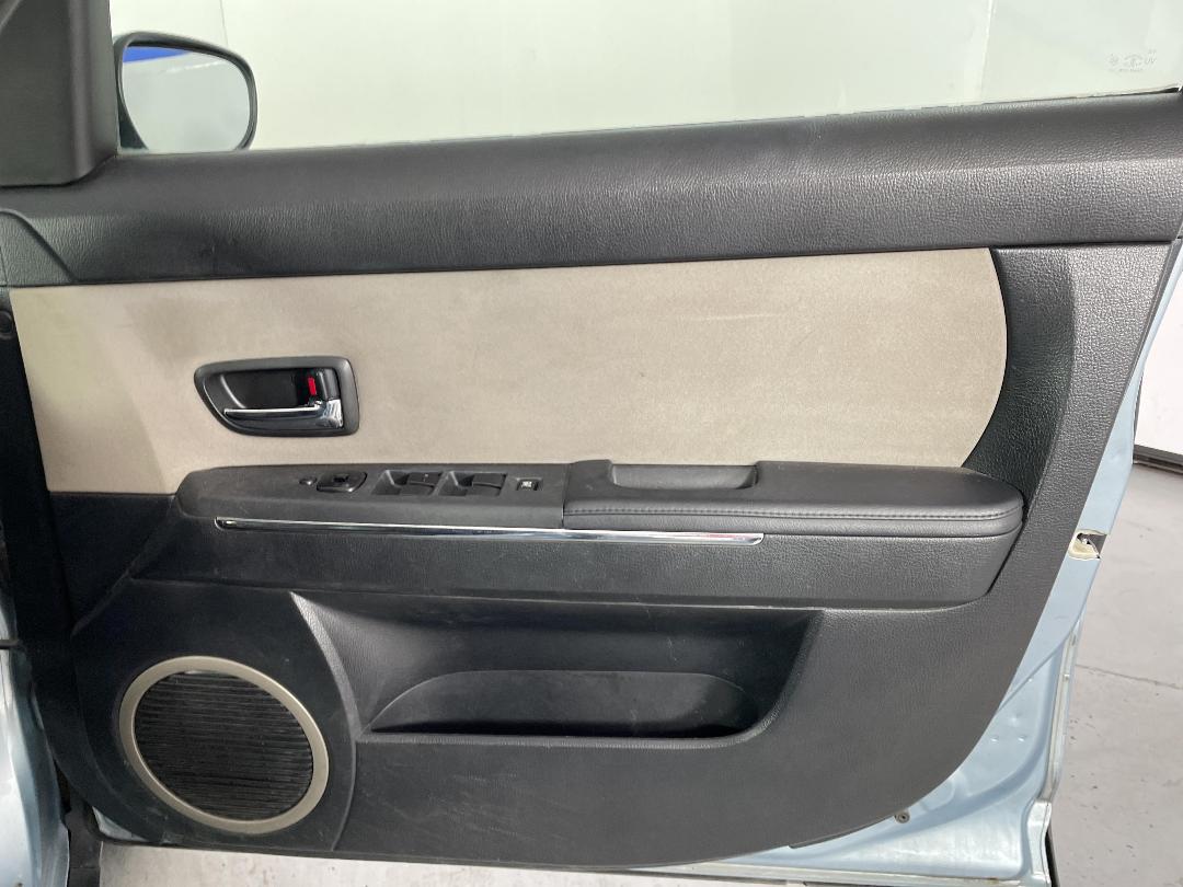 Photo '15' of Mazda Verisa