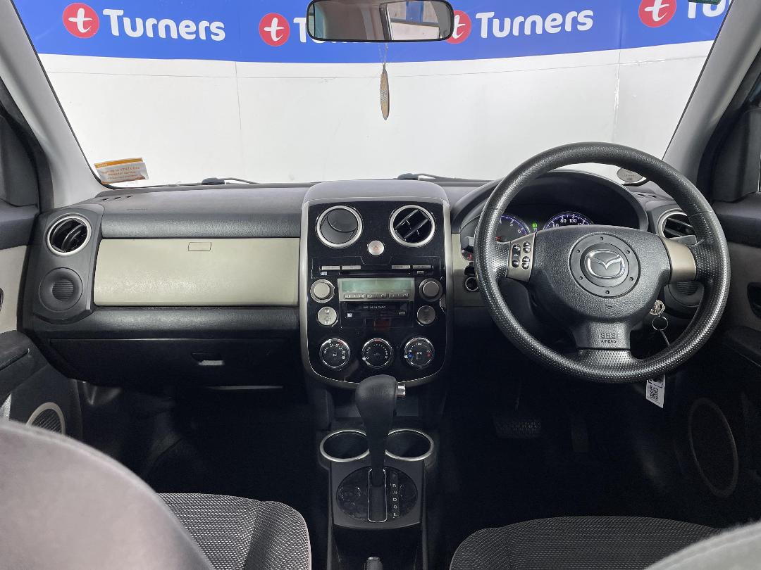 Photo '17' of Mazda Verisa