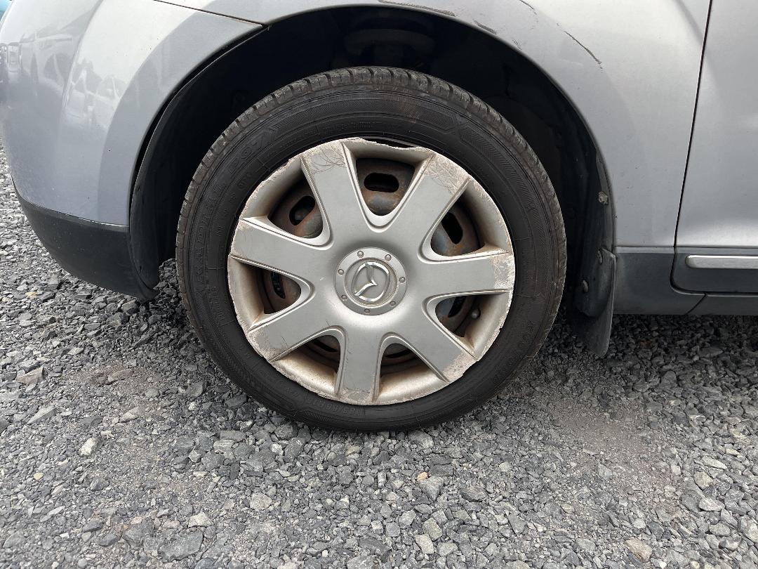 Photo '8' of Mazda Verisa