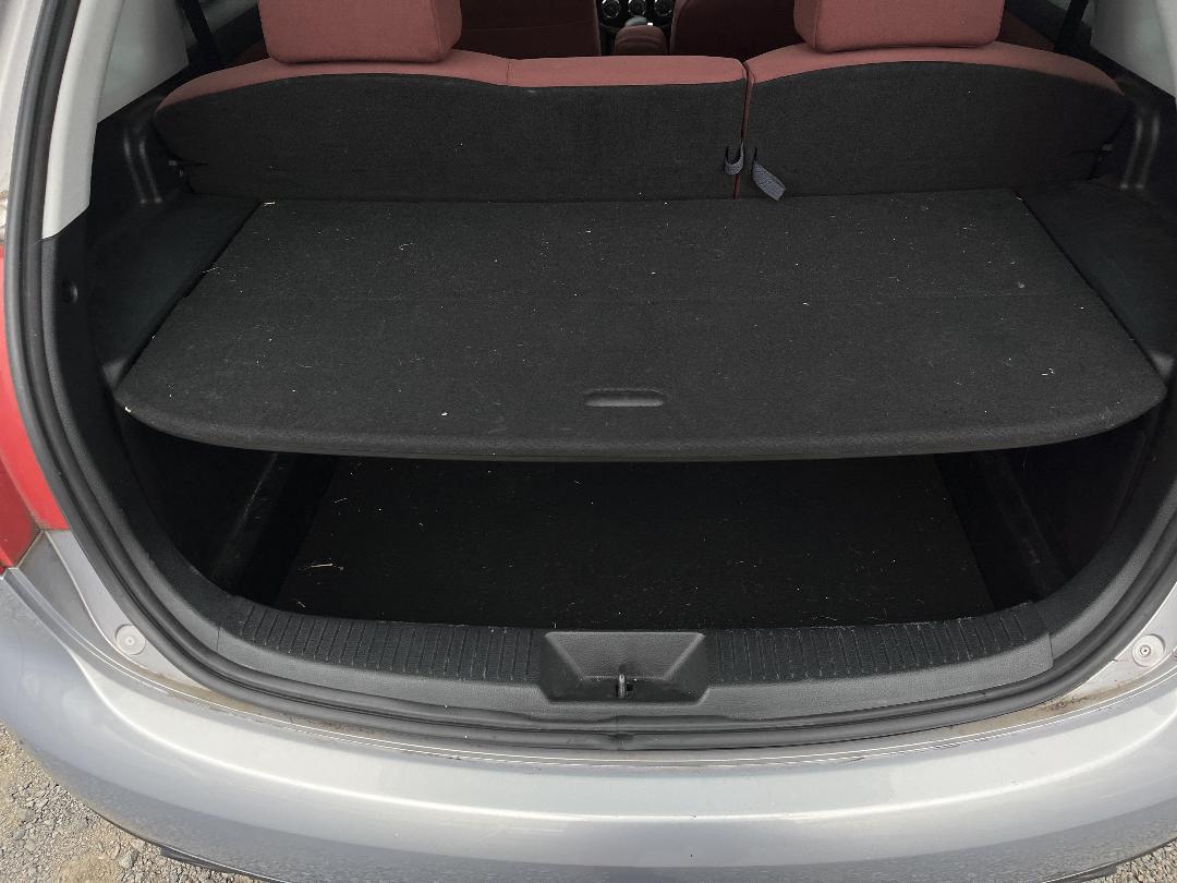 Photo '12' of Mazda Verisa