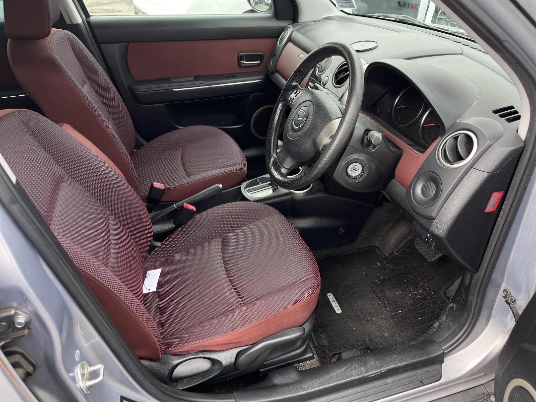 Photo '14' of Mazda Verisa