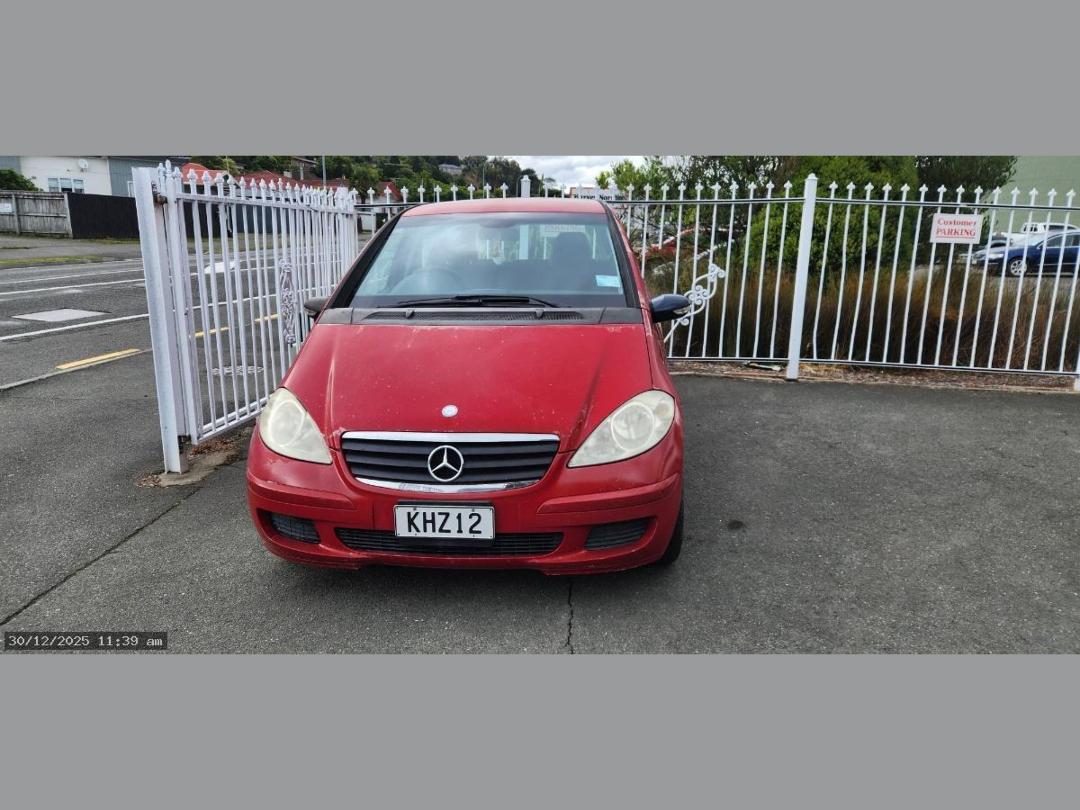 Photo '2' of Mercedes-Benz A170 Photo '2' of Mercedes-Benz A170