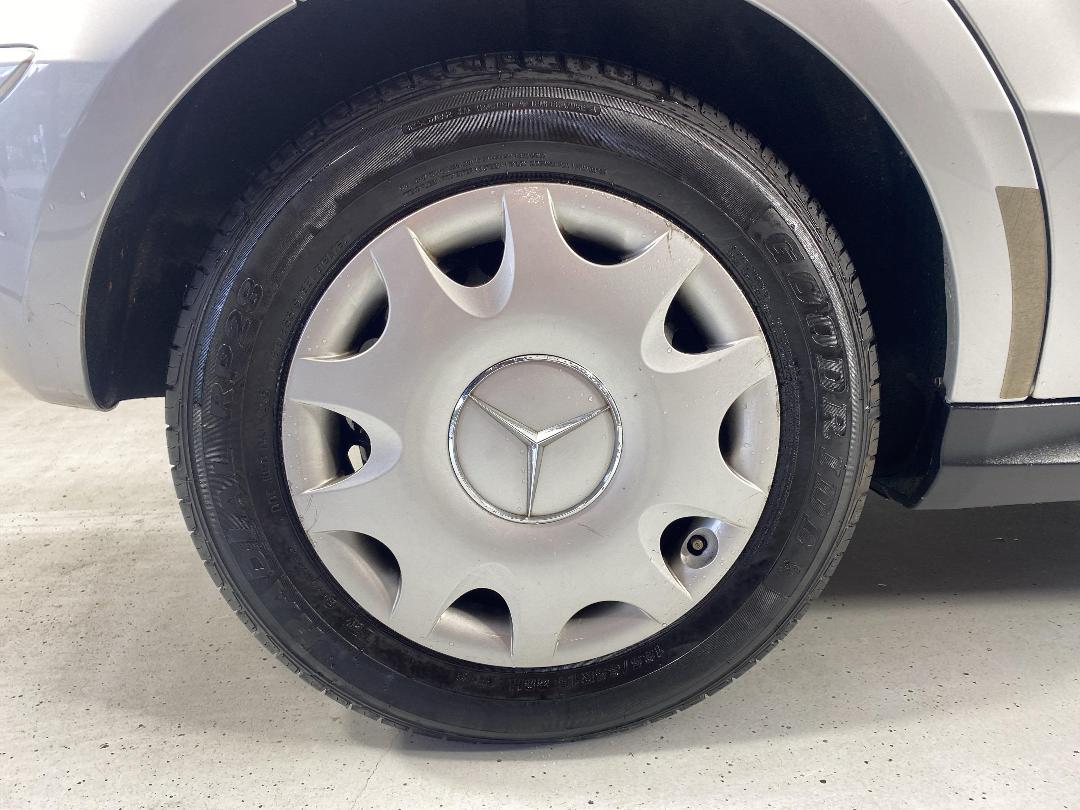 Photo '12' of Mercedes-Benz A170 Photo '12' of Mercedes-Benz A170