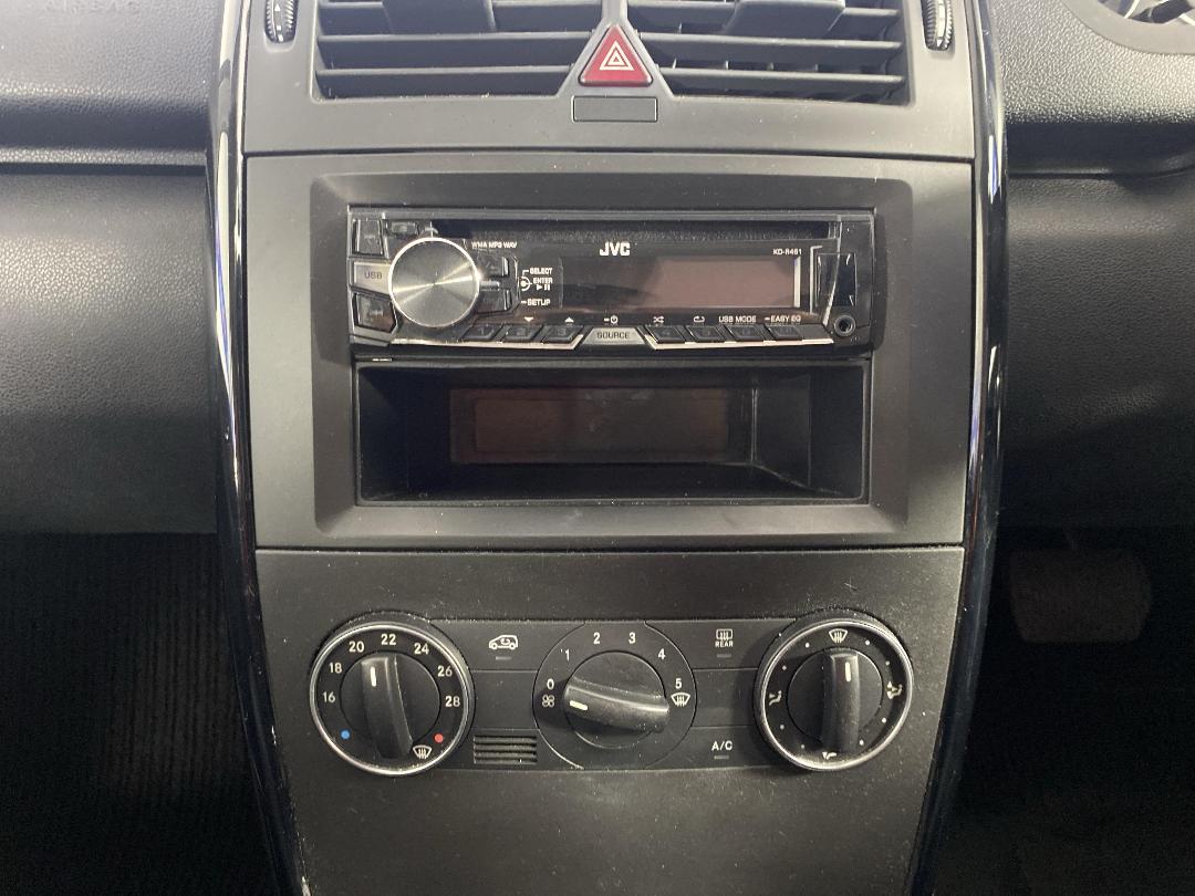 Photo '18' of Mercedes-Benz A170 Photo '18' of Mercedes-Benz A170