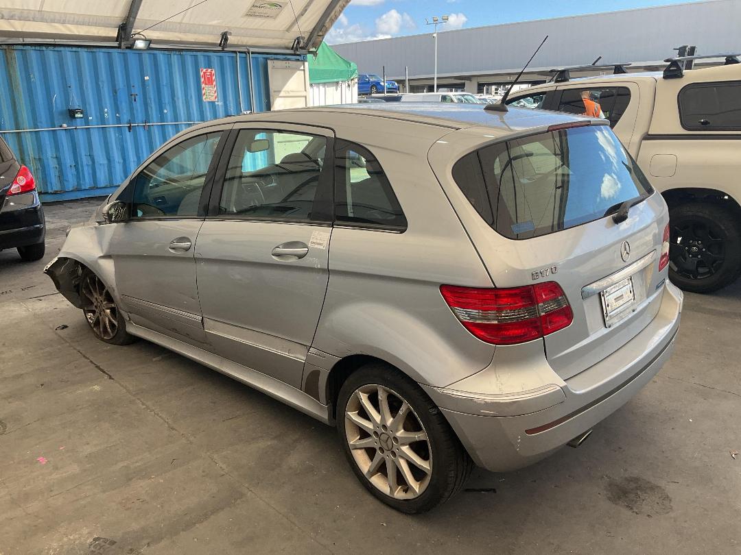 Photo '4' of Mercedes-Benz B170