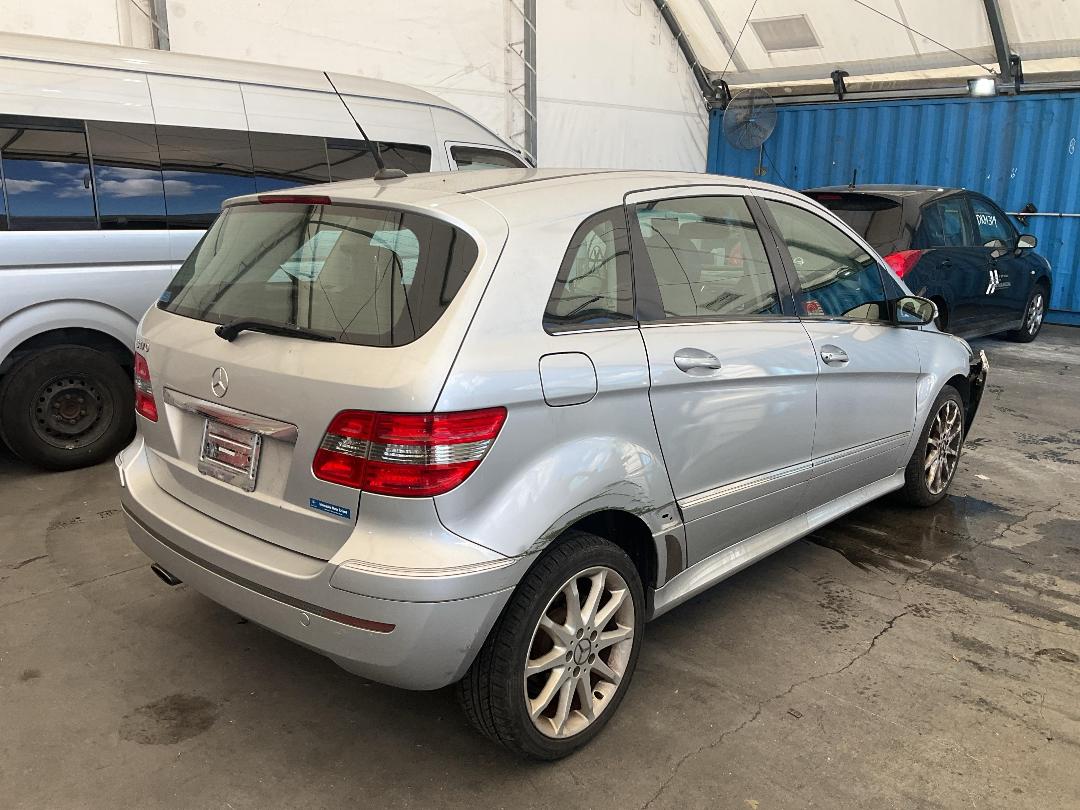 Photo '6' of Mercedes-Benz B170