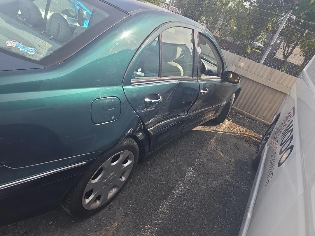 Photo '8' of Mercedes-Benz C-Class C350 Avantgarde