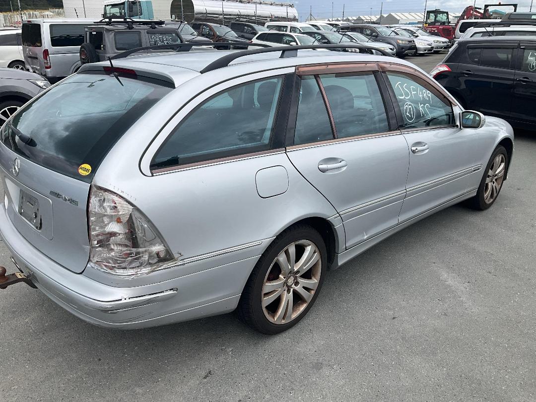 Photo '5' of Mercedes-Benz C180 Kompressor Photo '5' of Mercedes-Benz C180 Kompressor