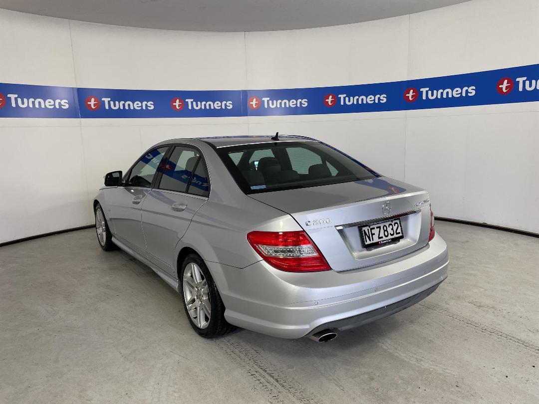 Photo '5' of Mercedes-Benz C200 Photo '5' of Mercedes-Benz C200