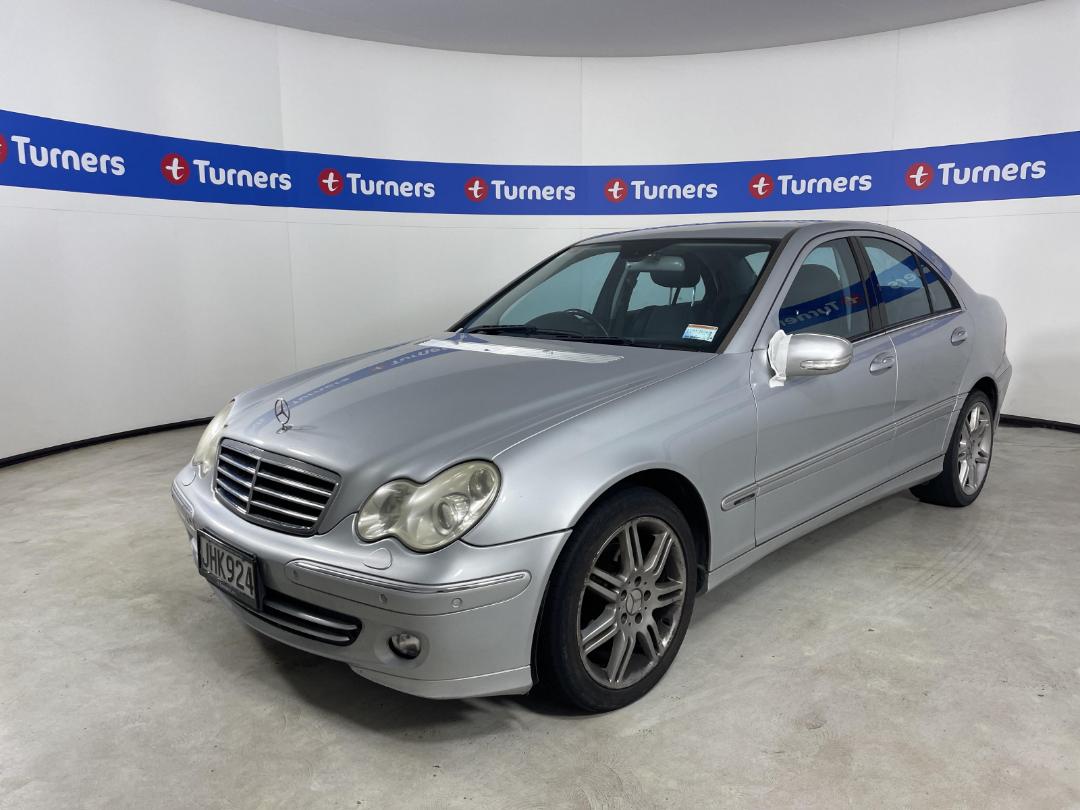 Photo '4' of Mercedes-Benz C230