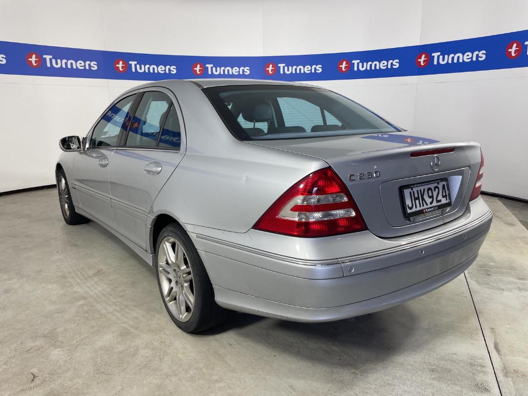 Photo '5' of Mercedes-Benz C230