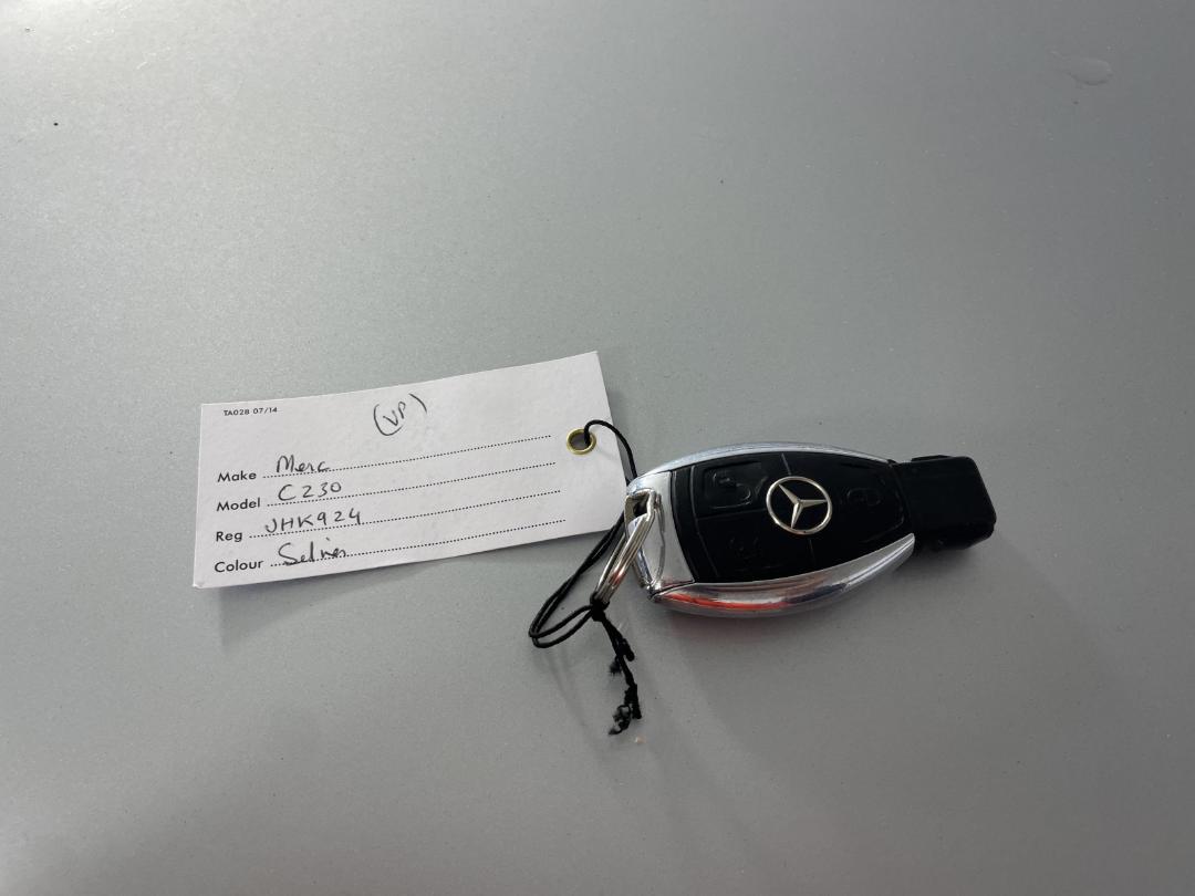 Photo '22' of Mercedes-Benz C230