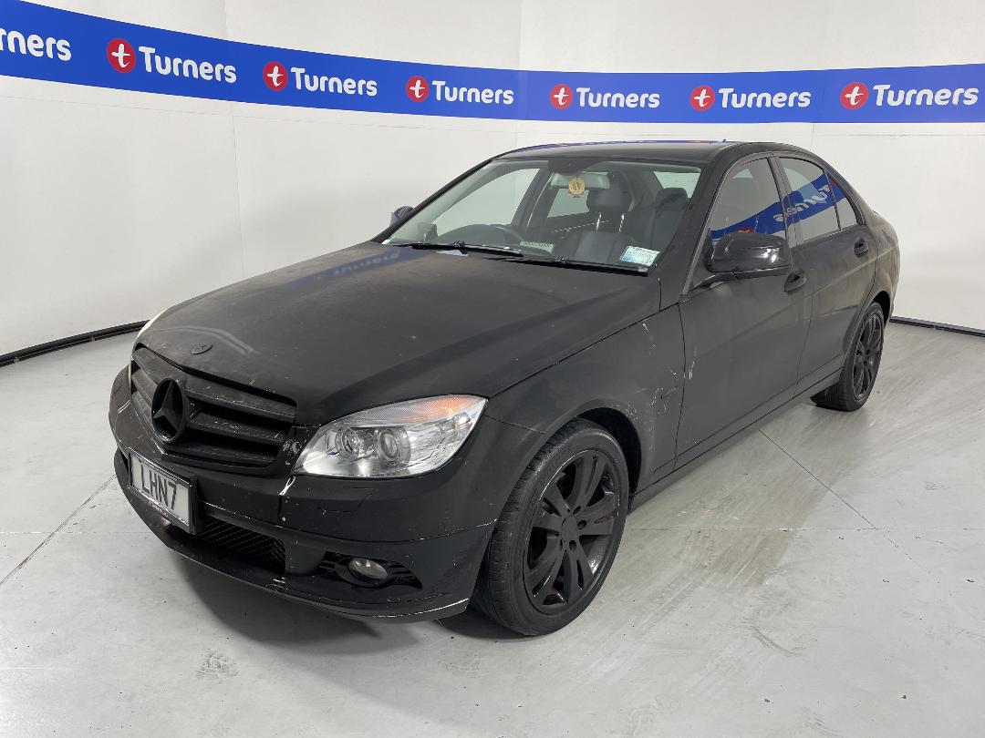 Photo '4' of Mercedes-Benz C250 Photo '4' of Mercedes-Benz C250