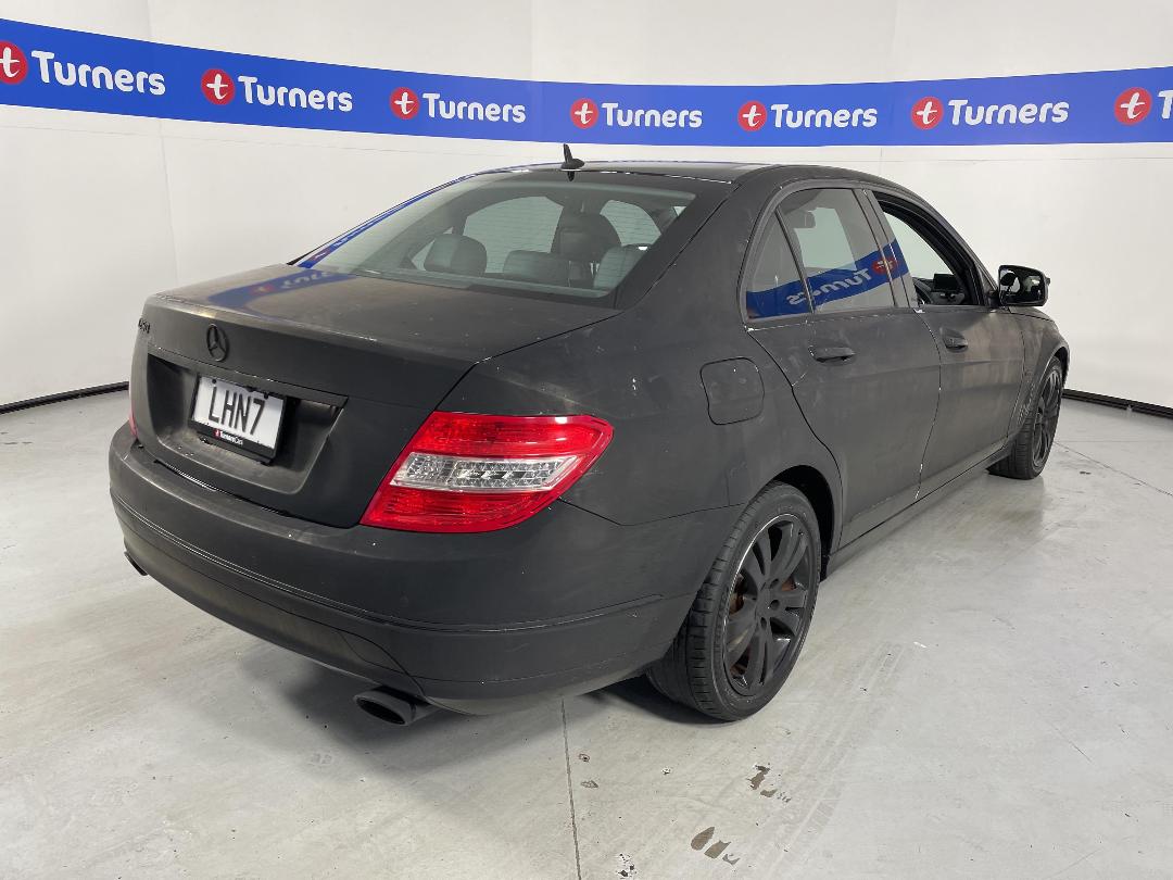 Photo '7' of Mercedes-Benz C250 Photo '7' of Mercedes-Benz C250