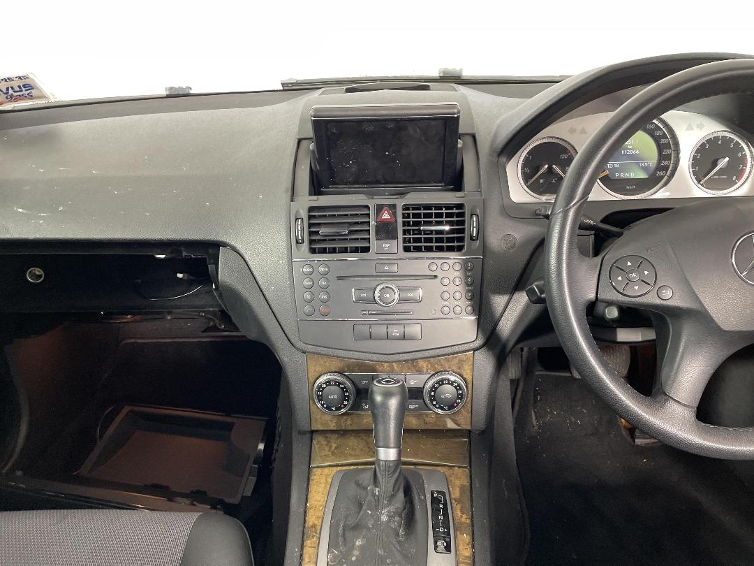 Photo '18' of Mercedes-Benz C250 Photo '18' of Mercedes-Benz C250