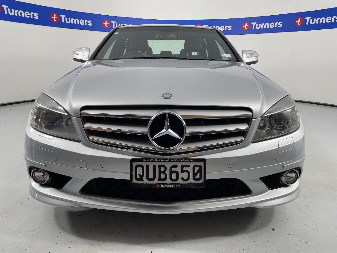 Photo '2' of Mercedes-Benz C300 Photo '2' of Mercedes-Benz C300