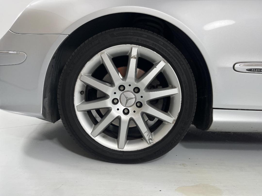 Photo '10' of Mercedes-Benz CLK-Class