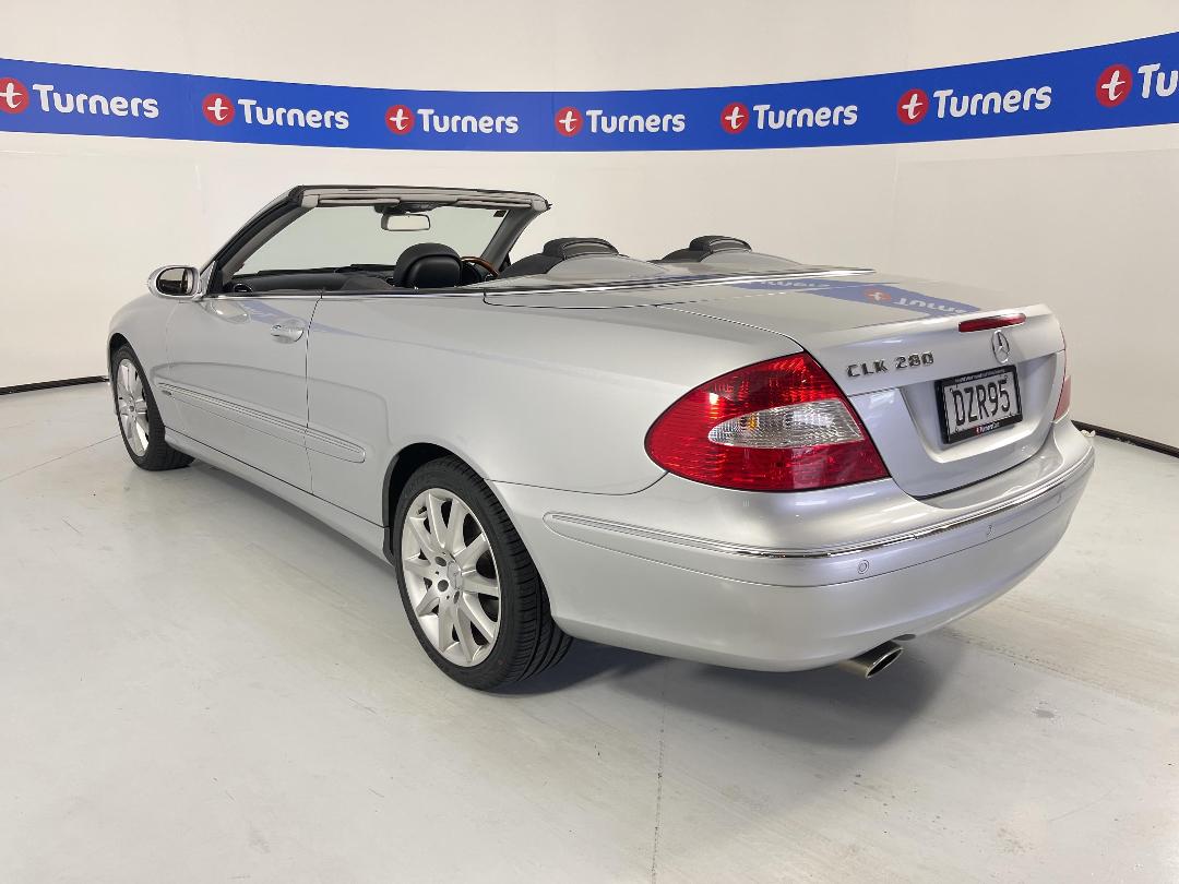 Photo '5' of Mercedes-Benz CLK-Class