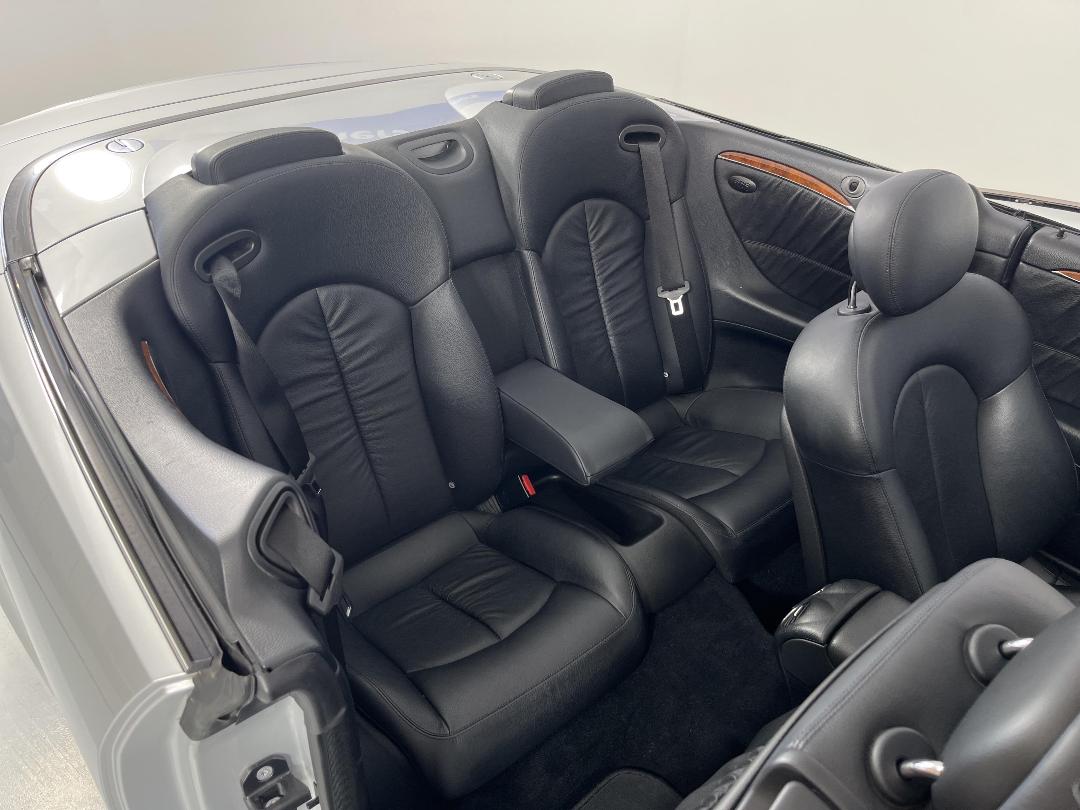 Photo '18' of Mercedes-Benz CLK-Class