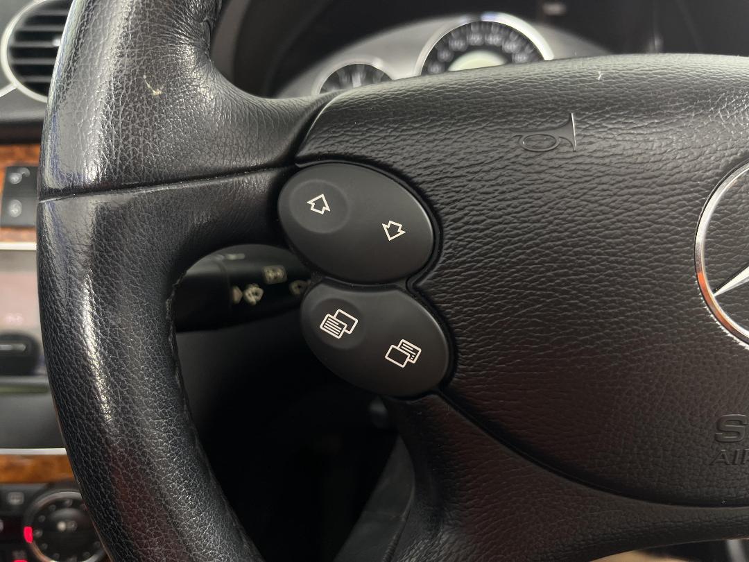 Photo '23' of Mercedes-Benz CLK-Class