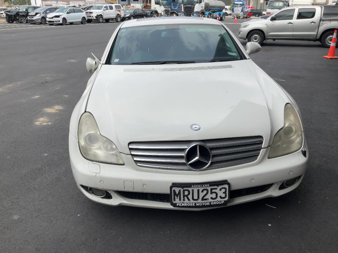 Photo '2' of Mercedes-Benz CLS550 Photo '2' of Mercedes-Benz CLS550