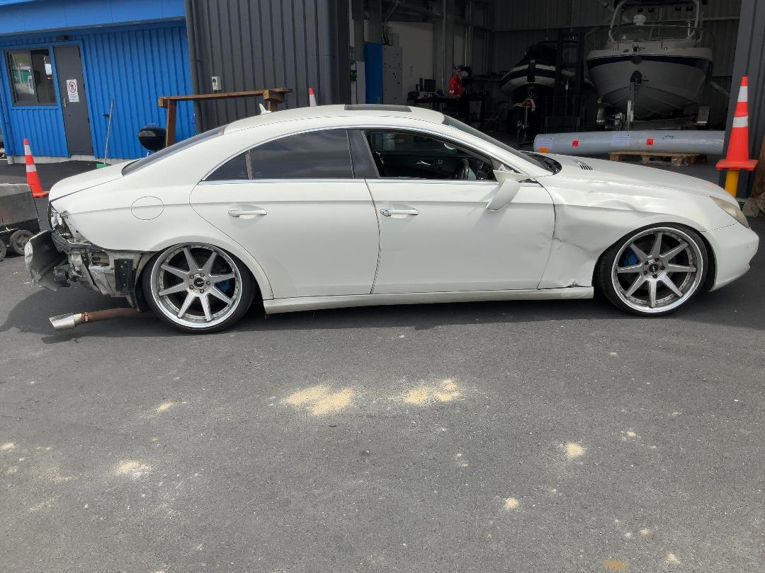 Photo '8' of Mercedes-Benz CLS550 Photo '8' of Mercedes-Benz CLS550