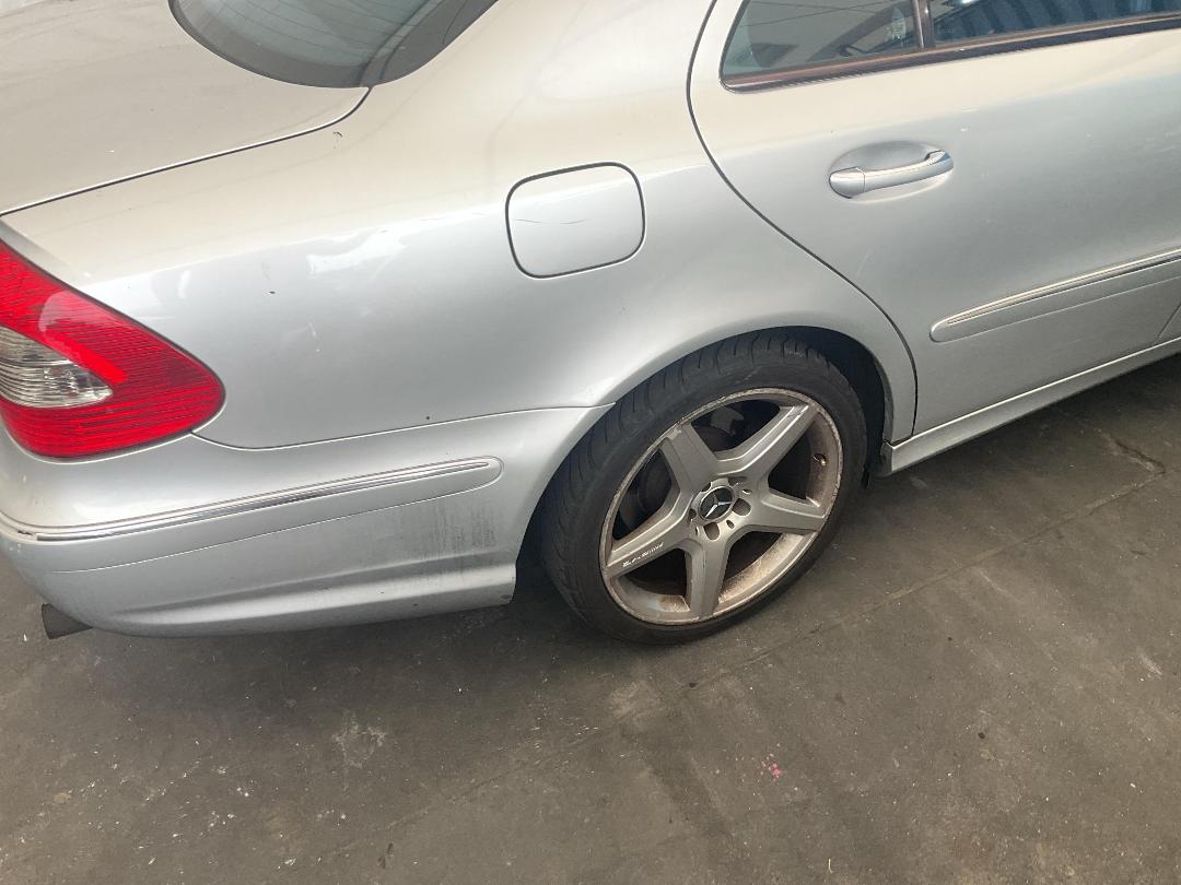 Photo '15' of Mercedes-Benz E350