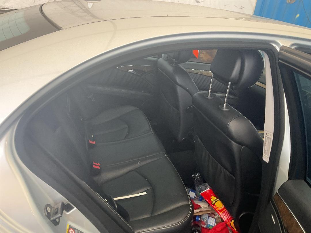 Photo '23' of Mercedes-Benz E350