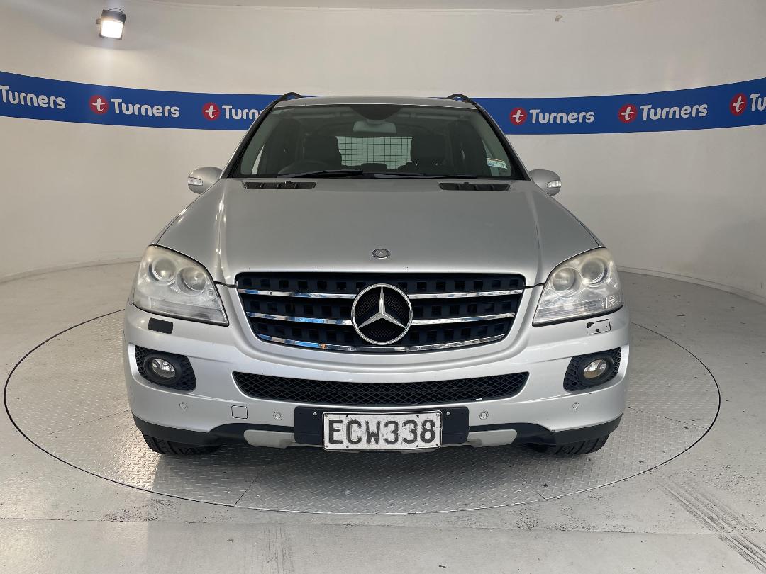 Photo '2' of Mercedes-Benz M-Class Photo '2' of Mercedes-Benz M-Class