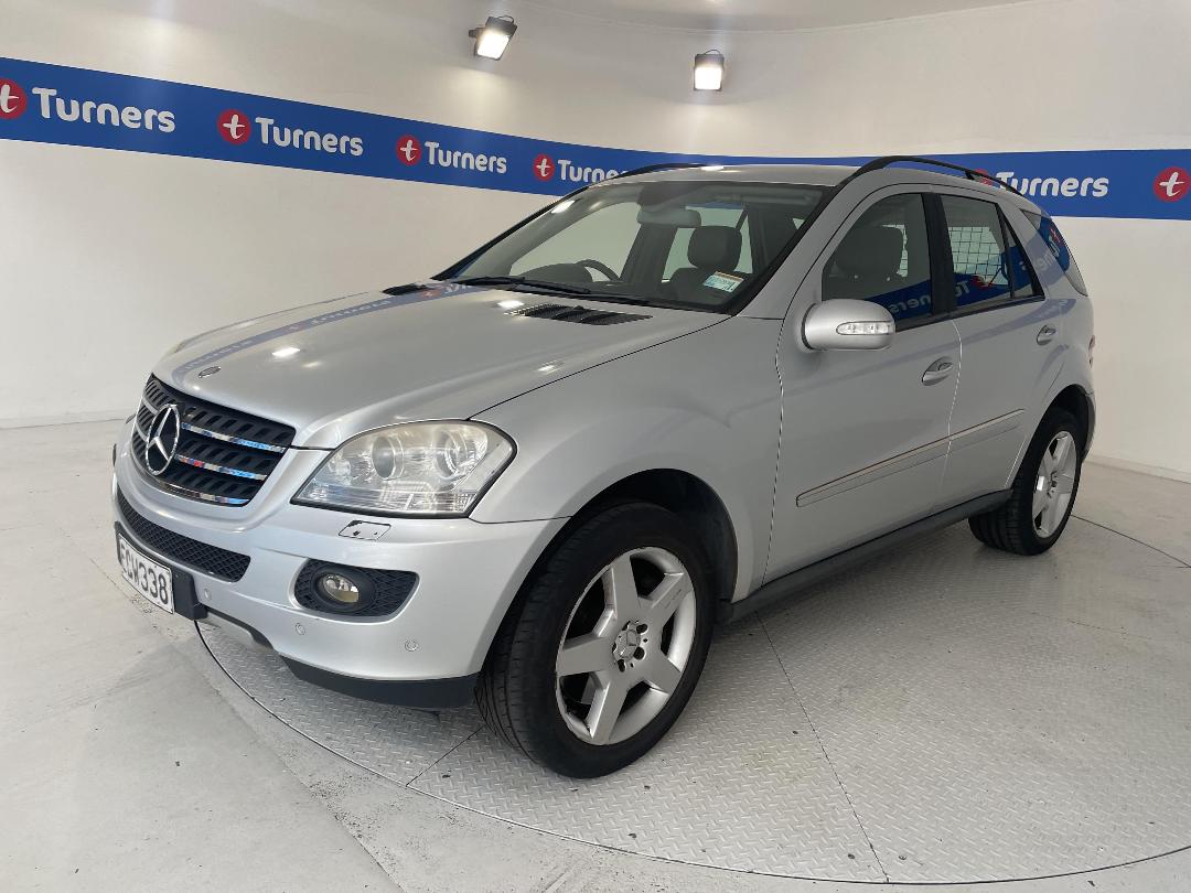 Photo '4' of Mercedes-Benz M-Class Photo '4' of Mercedes-Benz M-Class