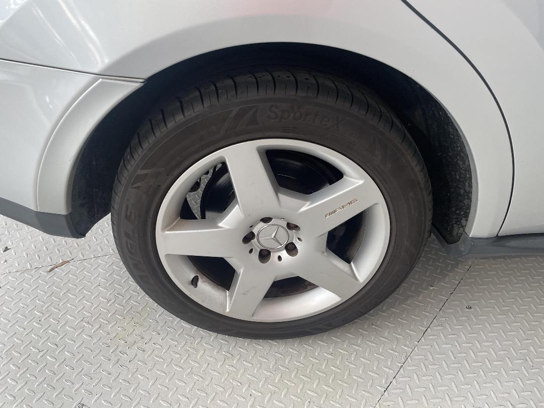 Photo '12' of Mercedes-Benz M-Class Photo '12' of Mercedes-Benz M-Class