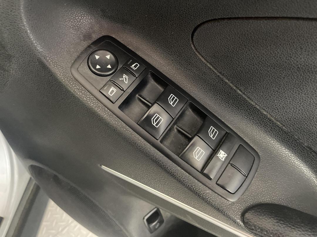 Photo '24' of Mercedes-Benz M-Class Photo '24' of Mercedes-Benz M-Class