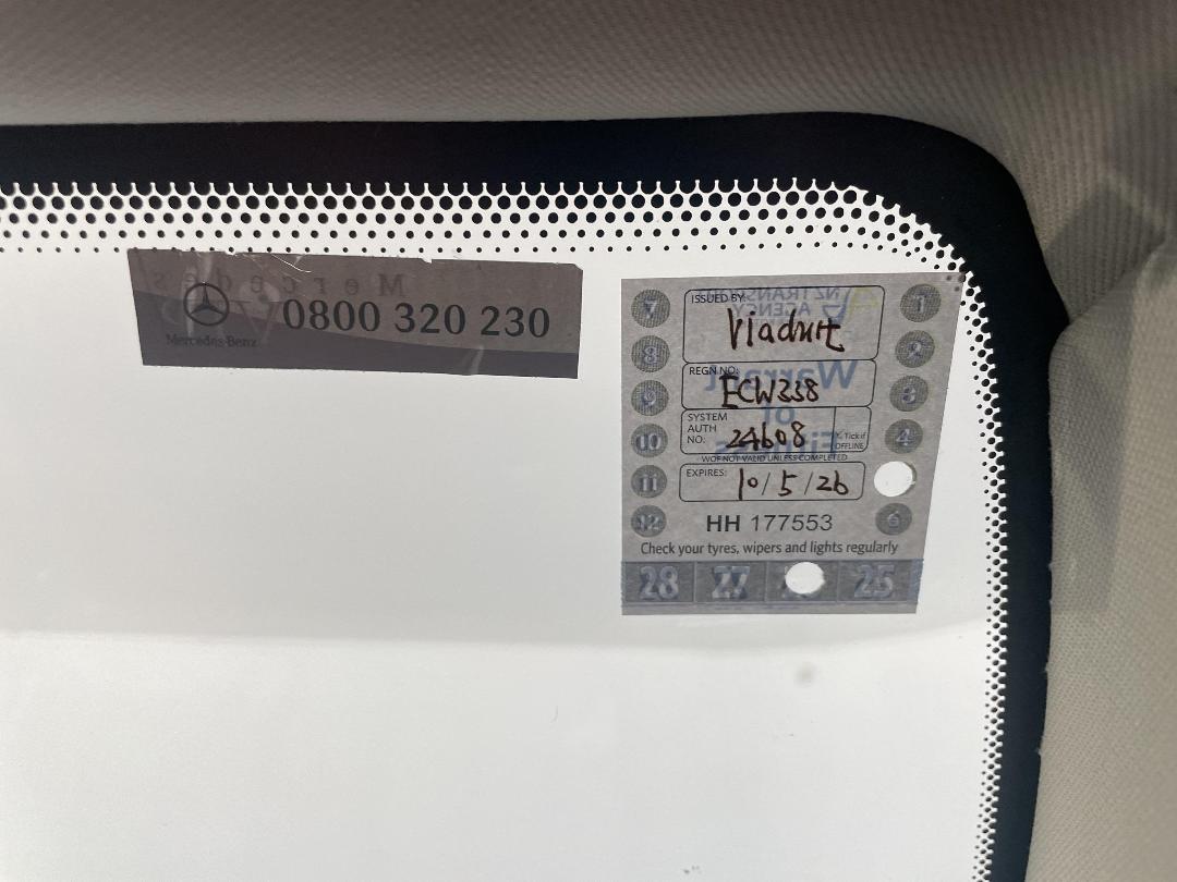 Photo '33' of Mercedes-Benz M-Class Photo '33' of Mercedes-Benz M-Class