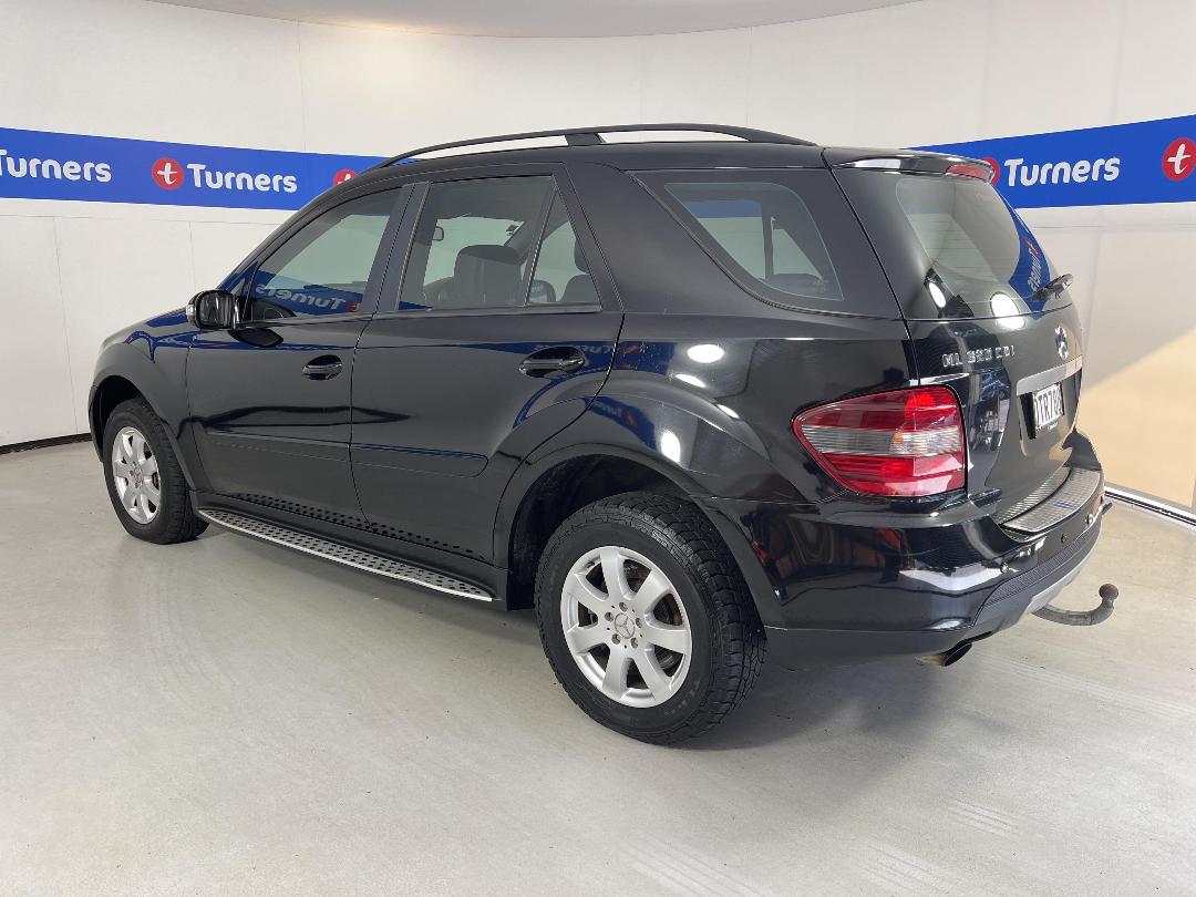 Photo '5' of Mercedes-Benz M-Class Photo '5' of Mercedes-Benz M-Class