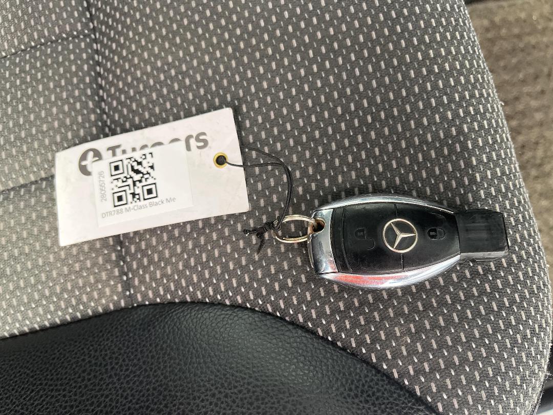 Photo '22' of Mercedes-Benz M-Class Photo '22' of Mercedes-Benz M-Class