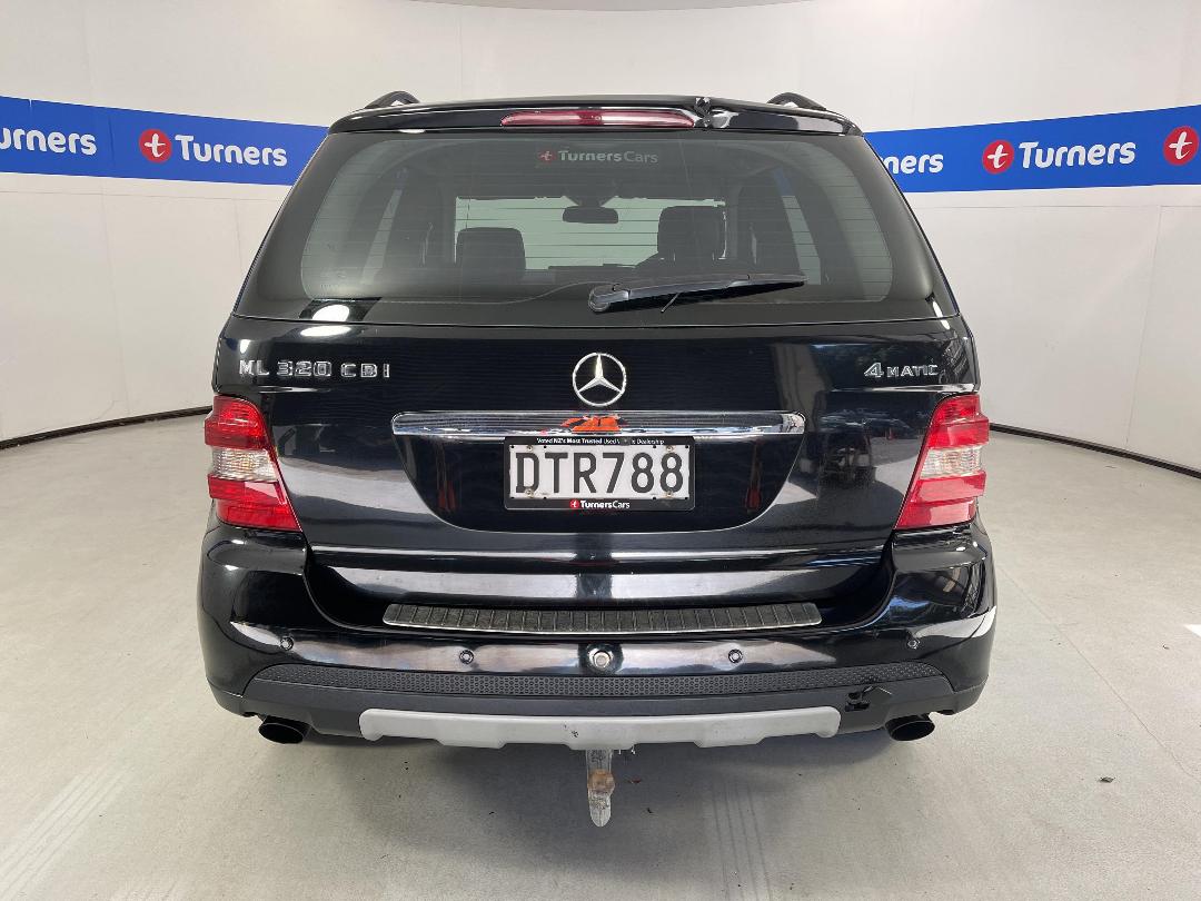 Photo '6' of Mercedes-Benz M-Class Photo '6' of Mercedes-Benz M-Class