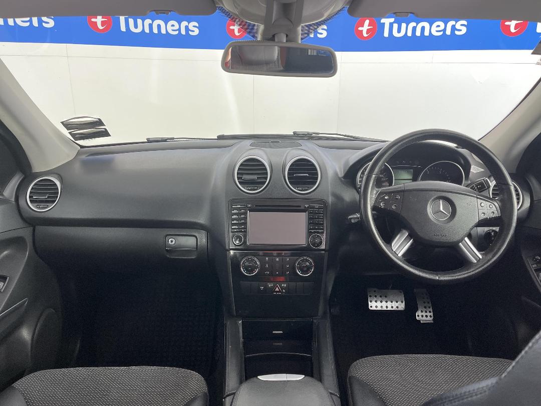 Photo '17' of Mercedes-Benz M-Class Photo '17' of Mercedes-Benz M-Class