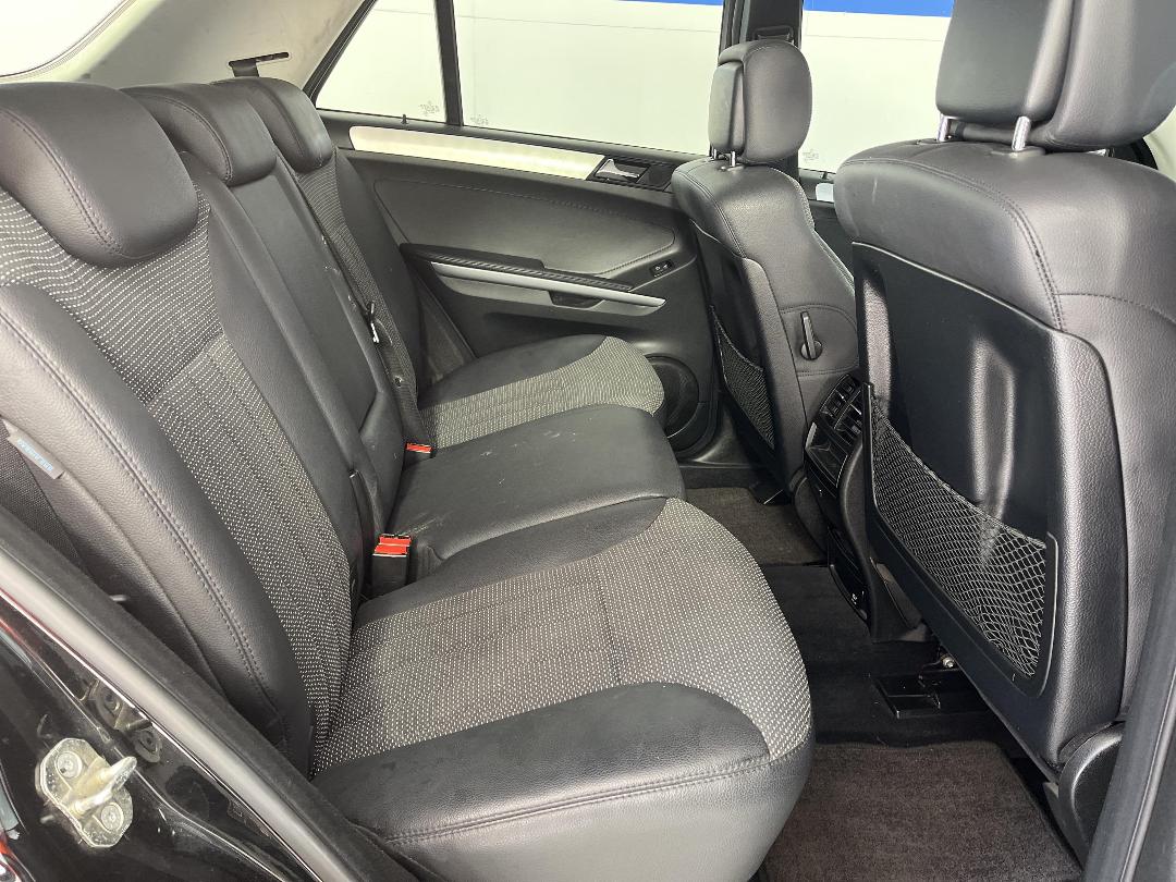 Photo '20' of Mercedes-Benz M-Class Photo '20' of Mercedes-Benz M-Class