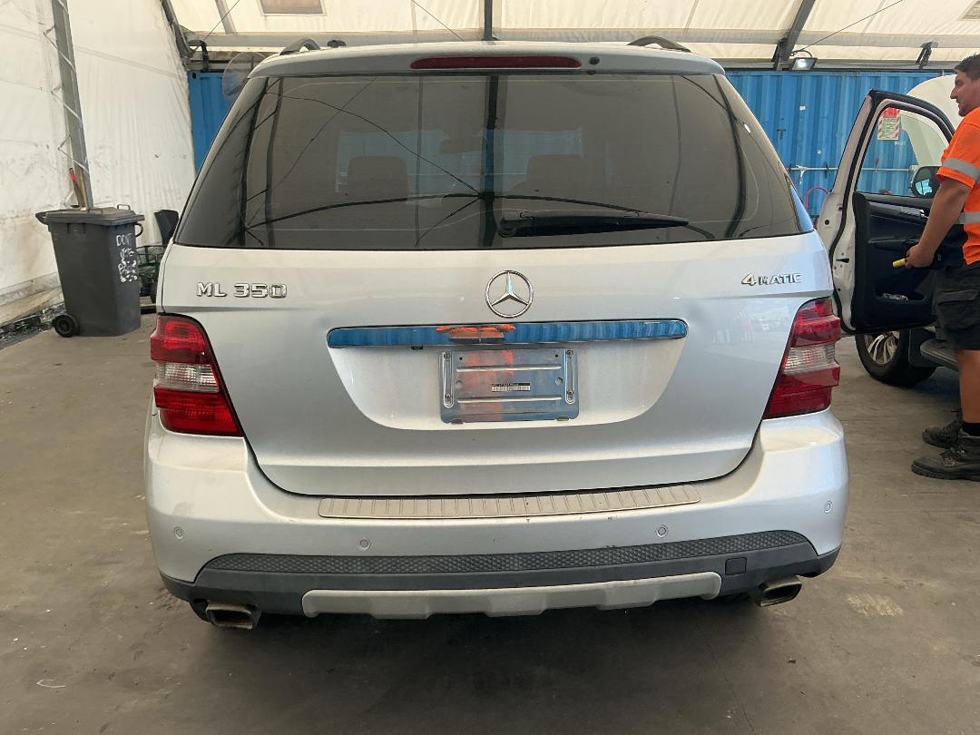 Photo '12' of Mercedes-Benz Ml350