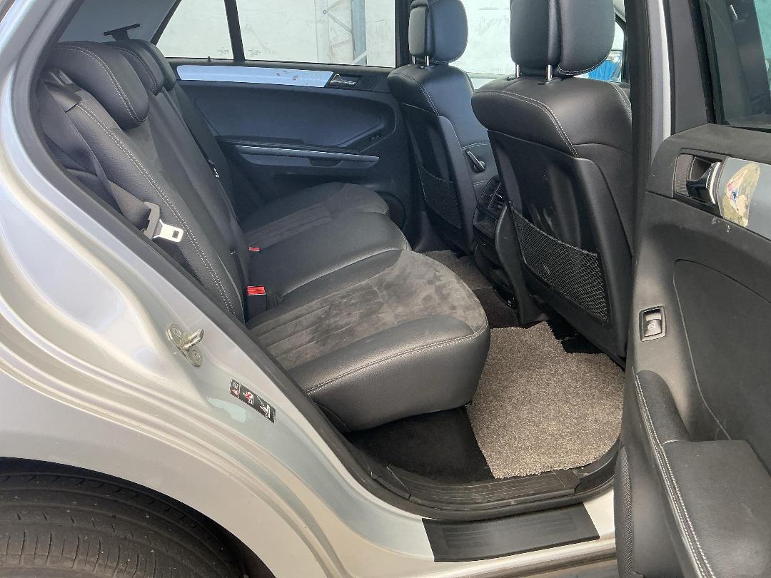 Photo '19' of Mercedes-Benz Ml350