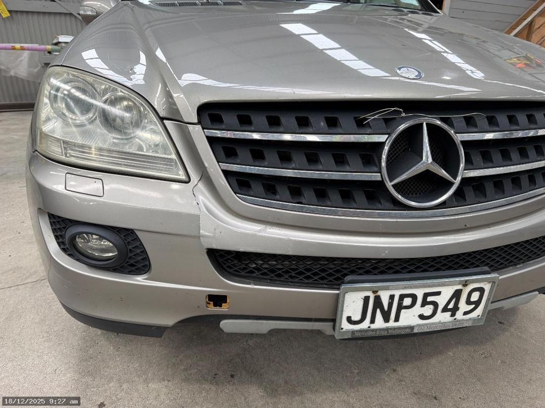 Photo '6' of Mercedes-Benz ML500