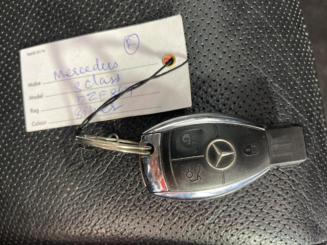 Photo '22' of Mercedes-Benz S-Class Photo '22' of Mercedes-Benz S-Class