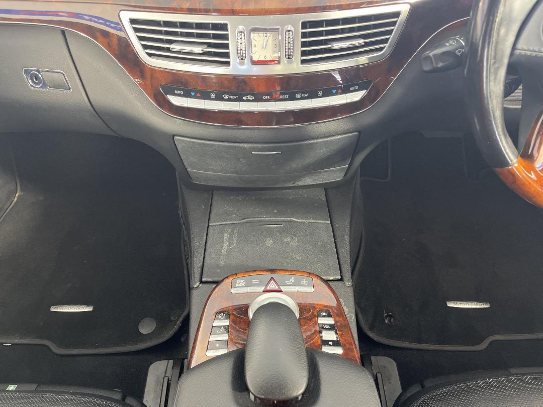 Photo '18' of Mercedes-Benz S-Class Photo '18' of Mercedes-Benz S-Class