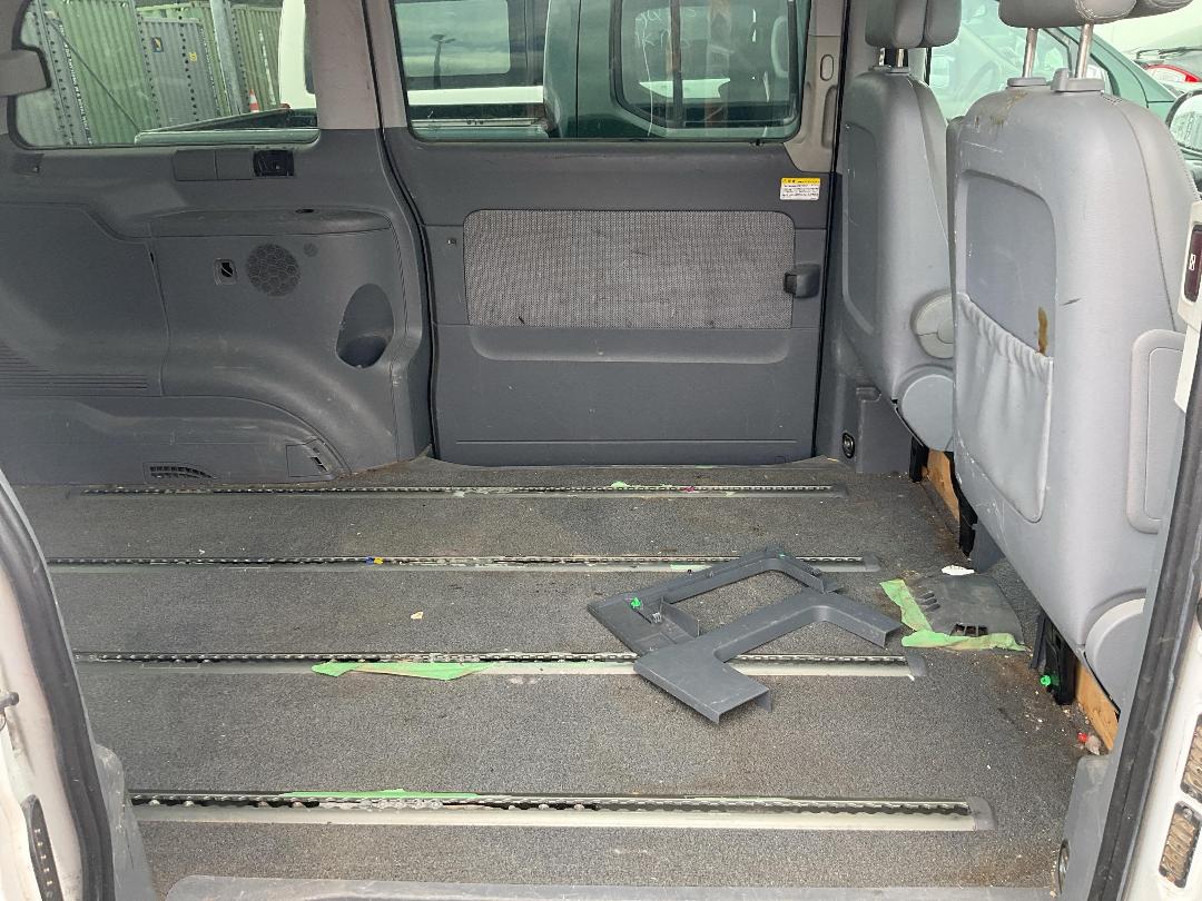 Photo '10' of Mercedes-Benz V350