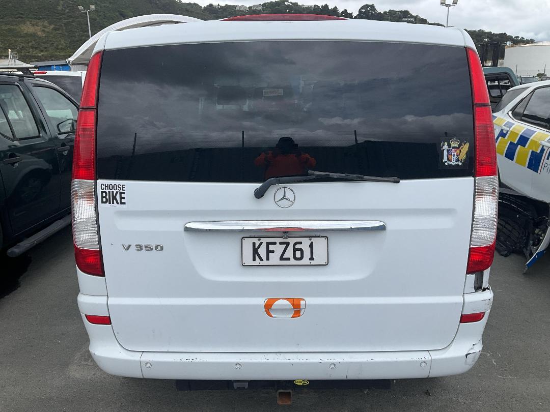 Photo '5' of Mercedes-Benz V350